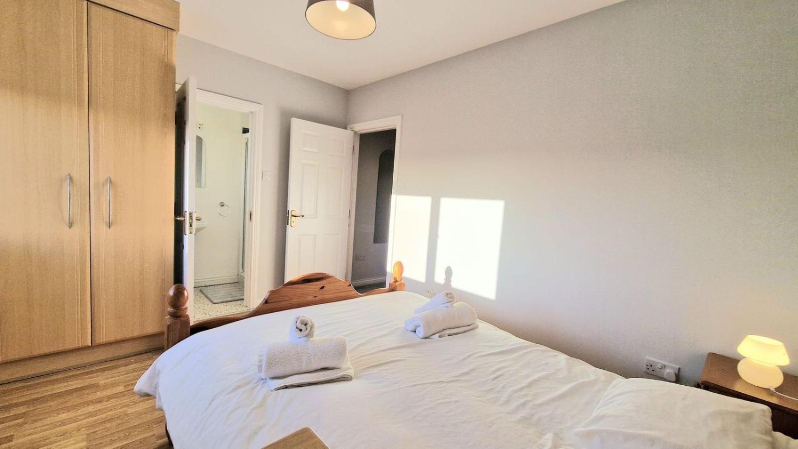 Cosy 3 Bedroom All Ensuites Galway Zewnętrze zdjęcie